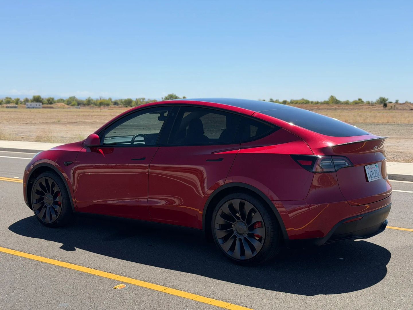 tesla model y 2023 7SAYGDEF1PF588931 image tesla model y 2023 7SAYGDEF1PF588931 image